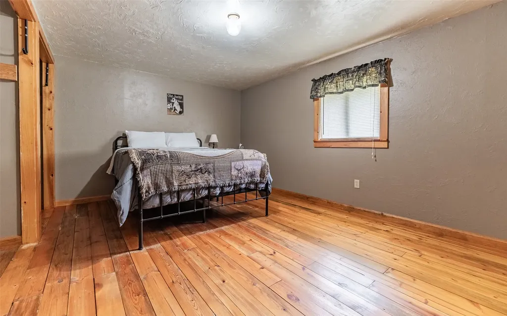 100 Remington Road Noxon MT 59853
