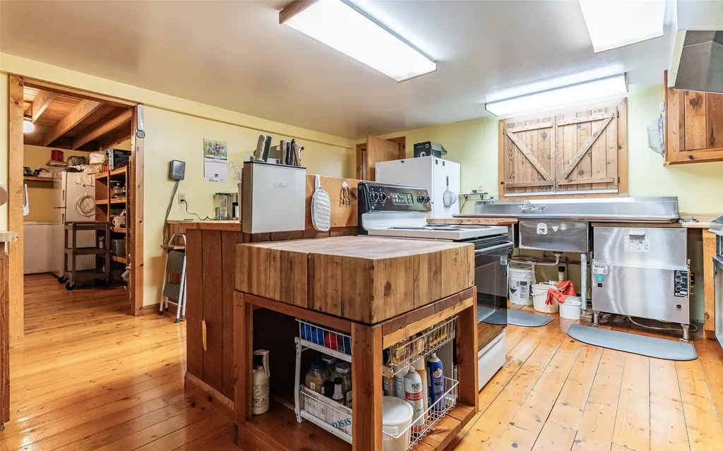 100 Remington Road Noxon MT 59853
