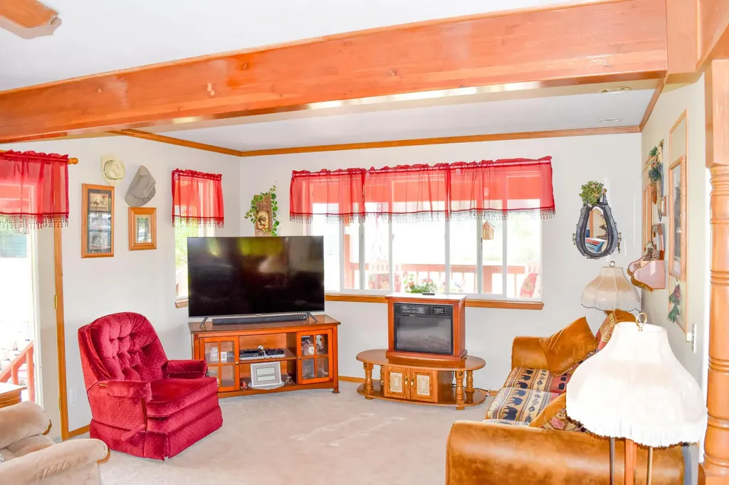 42377 Windy Ridge Lane Ronan MT 59864