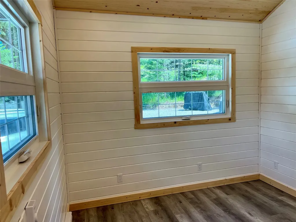 21 Abayance Loop Rexford MT 59930