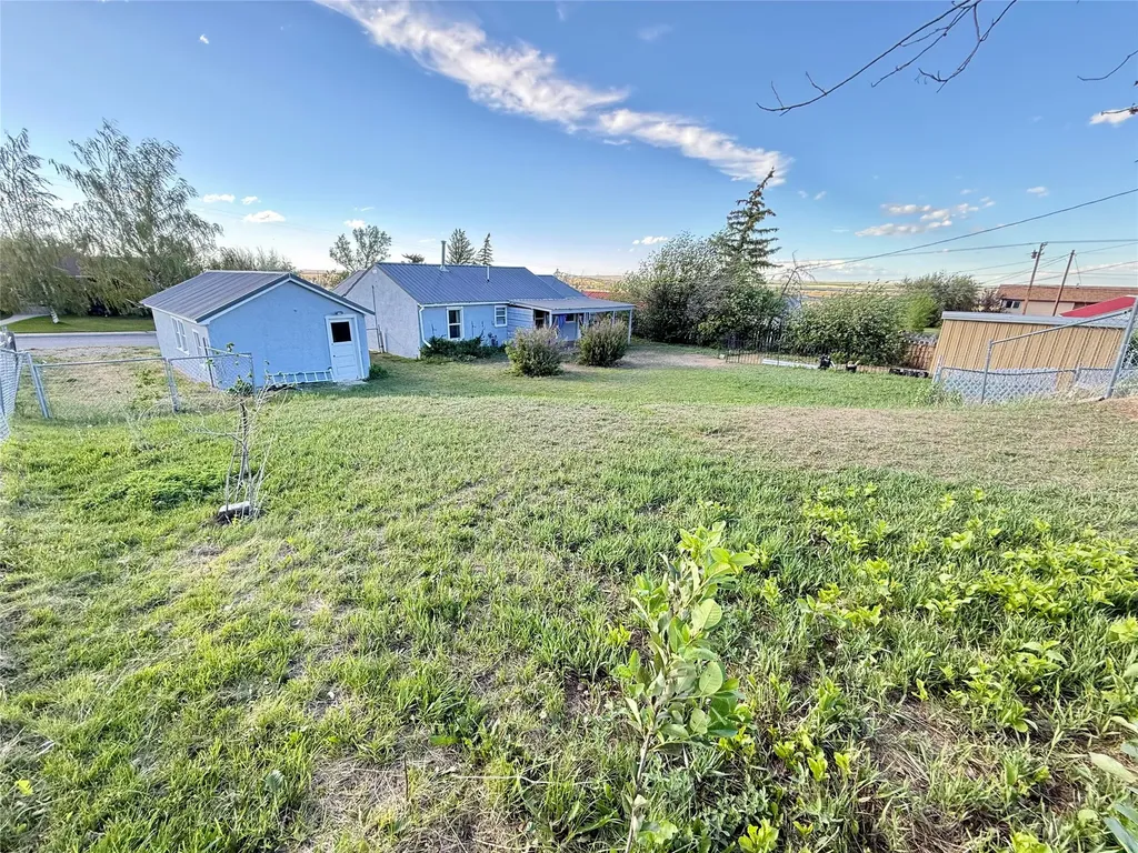 109 10th Avenue SE Cut Bank MT 59427