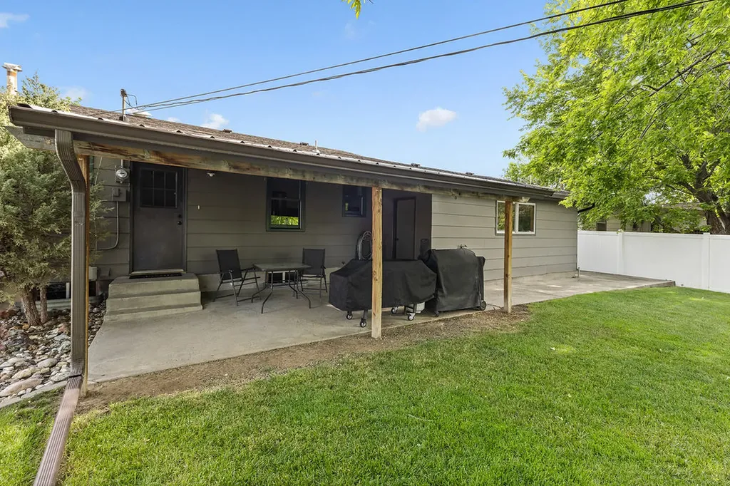 1728 Maurine Street Billings MT 59105