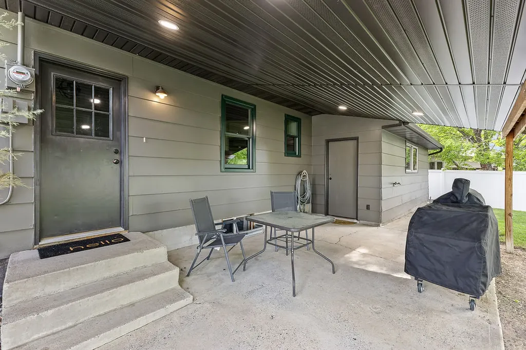 1728 Maurine Street Billings MT 59105