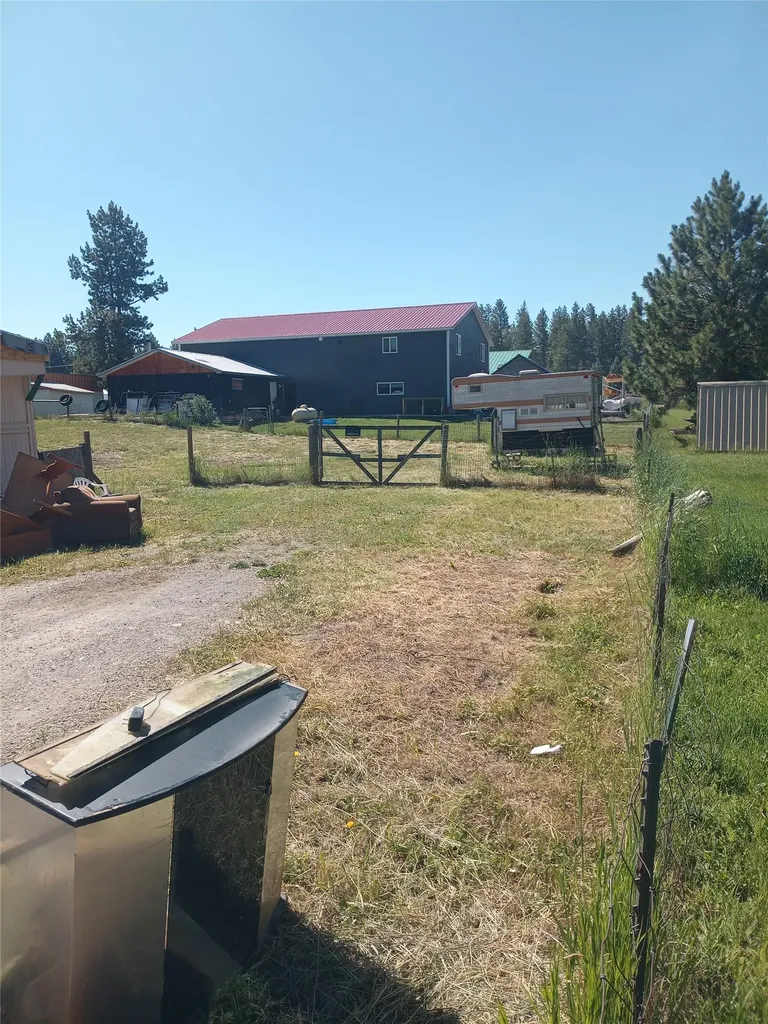 933 N 2nd Street Lincoln MT 59639