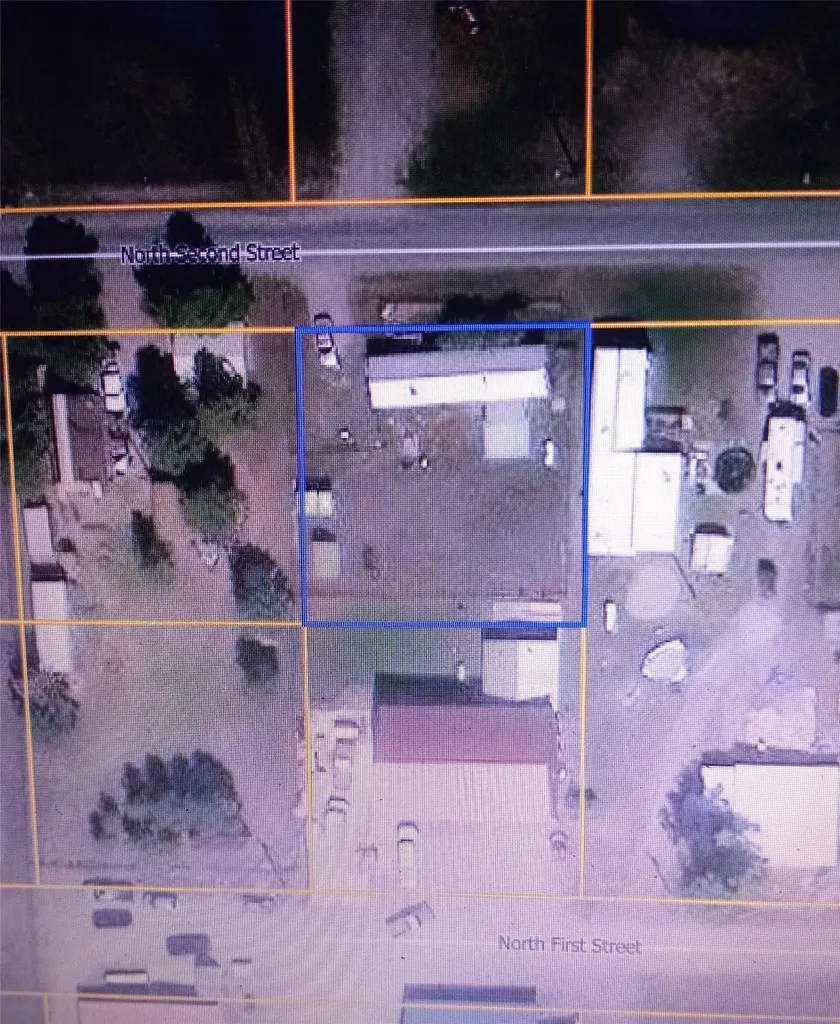 933 N 2nd Street Lincoln MT 59639