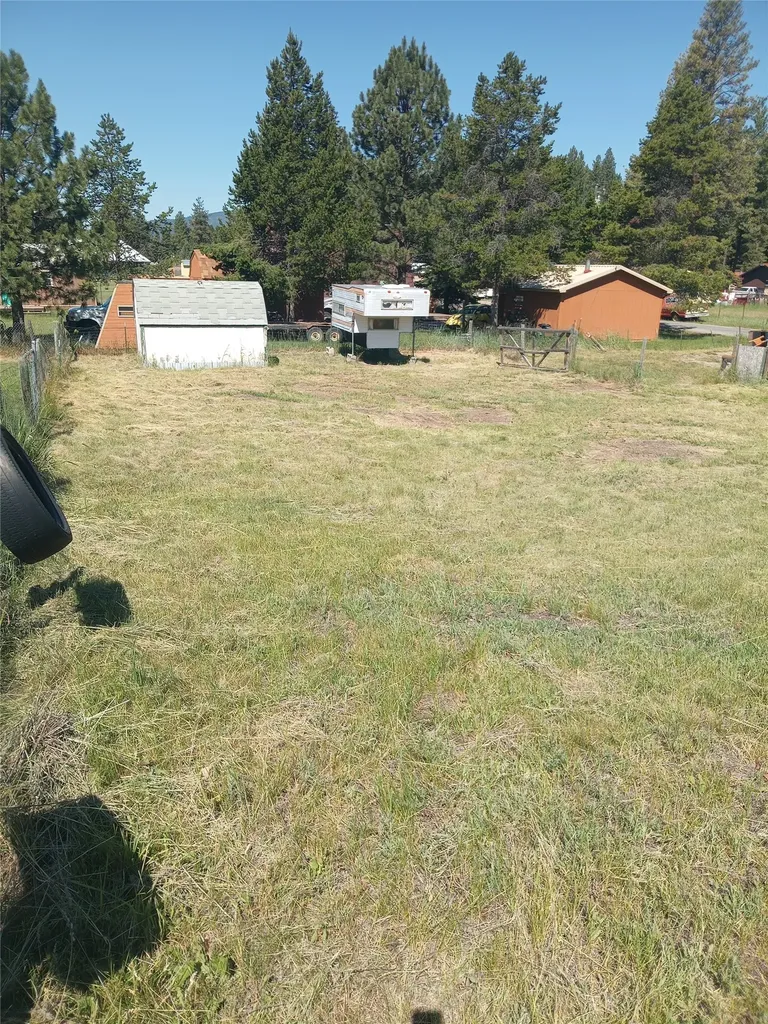 933 N 2nd Street Lincoln MT 59639