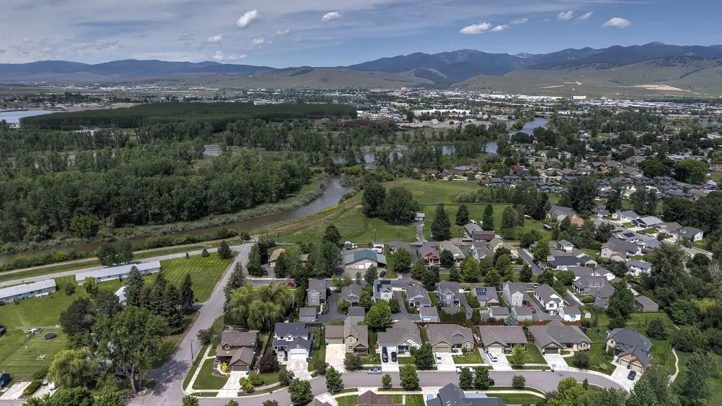 2717 Renae Court Missoula MT 59804