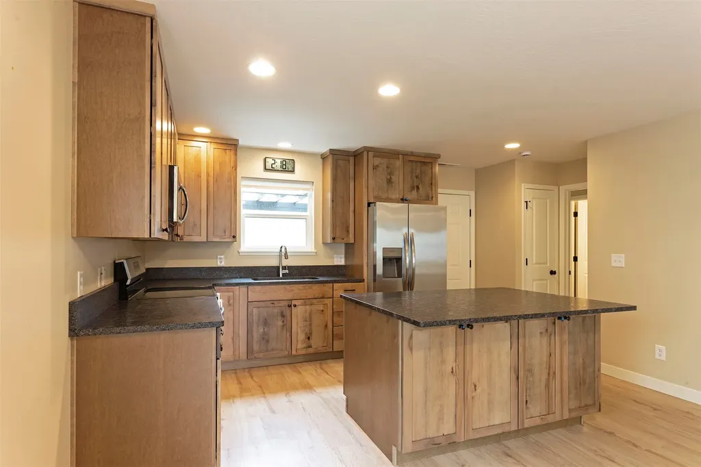 2717 Renae Court Missoula MT 59804