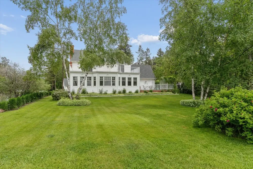 225 Siderius Lane Bigfork MT 59911