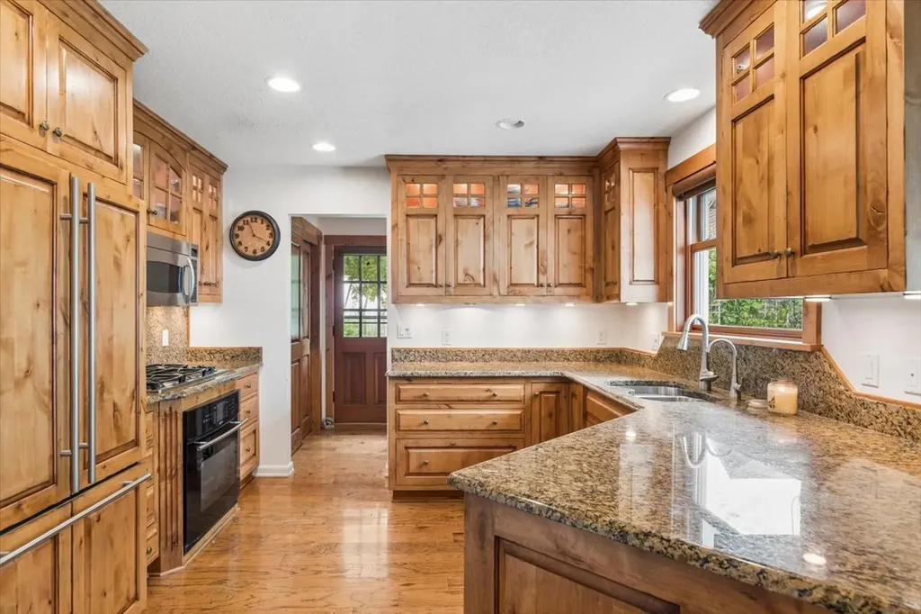 225 Siderius Lane Bigfork MT 59911