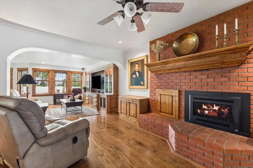 225 Siderius Lane Bigfork MT 59911
