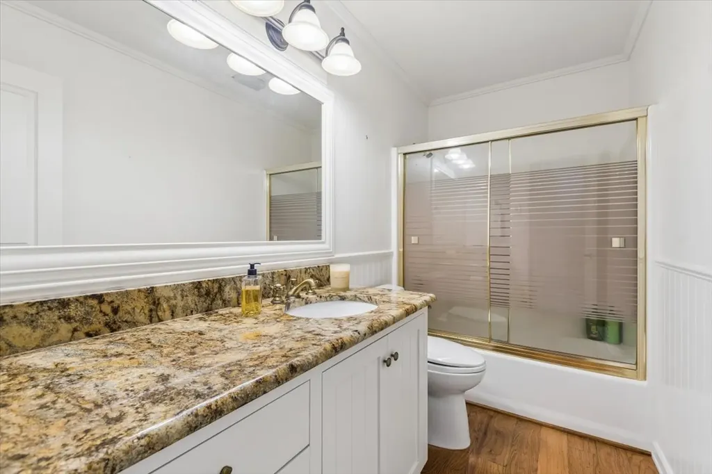 225 Siderius Lane Bigfork MT 59911