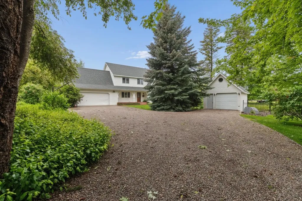 225 Siderius Lane Bigfork MT 59911