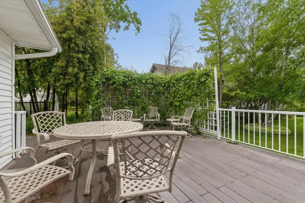 225 Siderius Lane Bigfork MT 59911