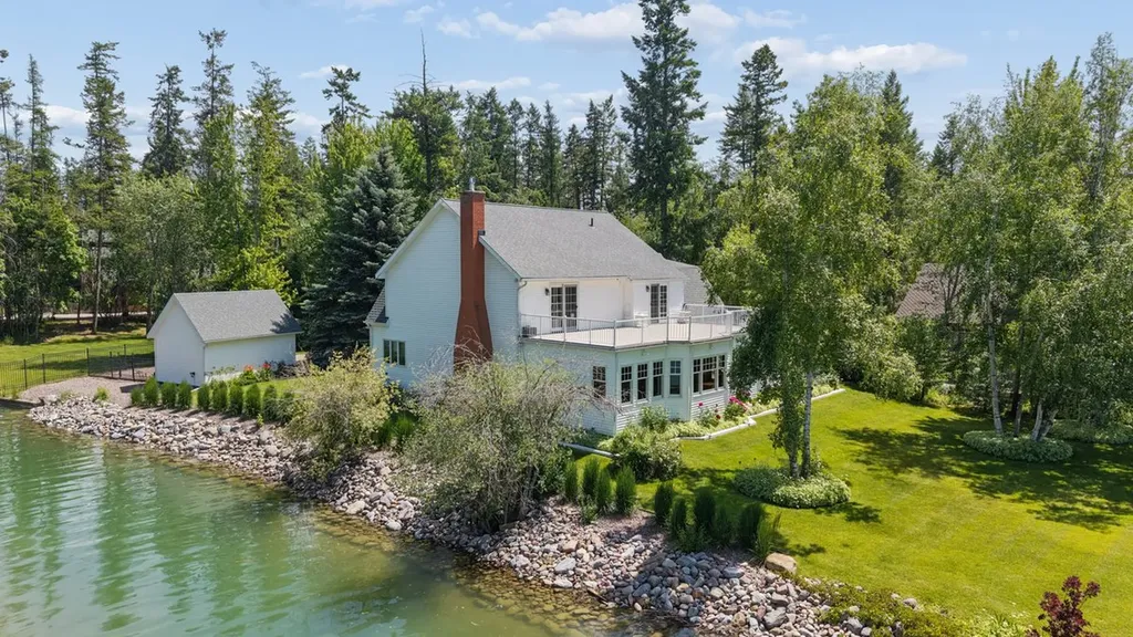 225 Siderius Lane Bigfork MT 59911