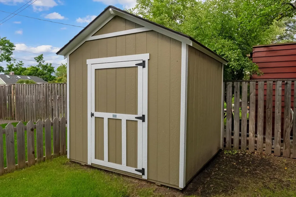 1715 Gerald Avenue Missoula MT 59801
