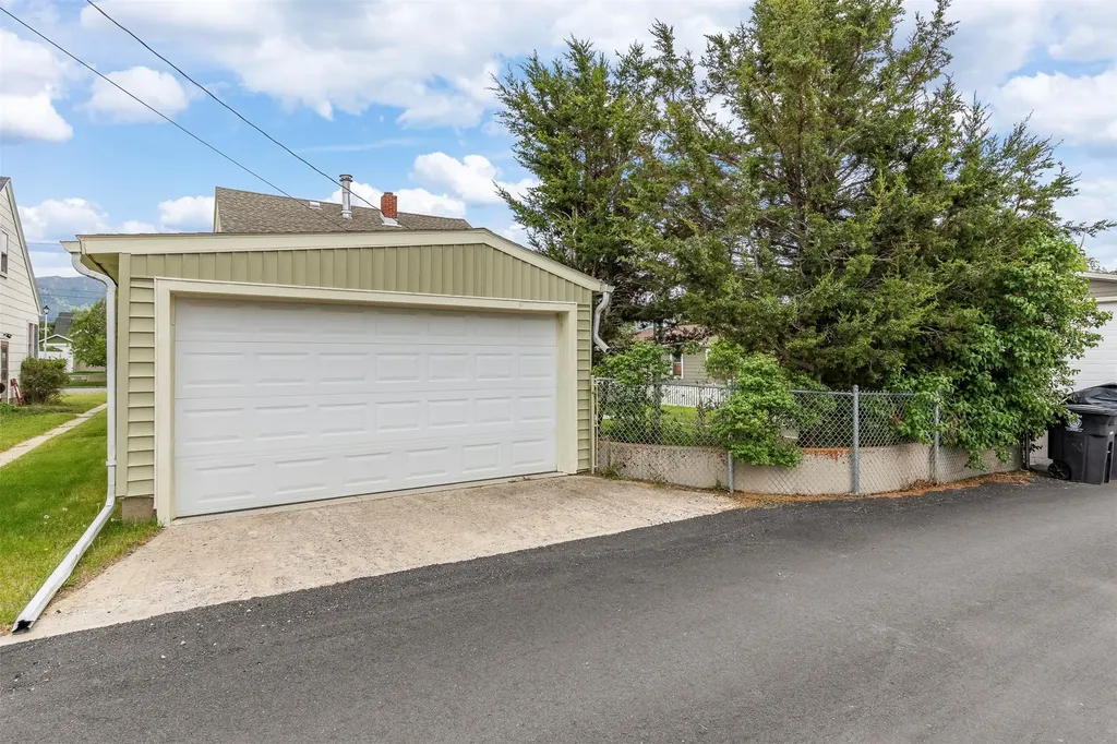 1023 S Dakota Street Butte MT 59701