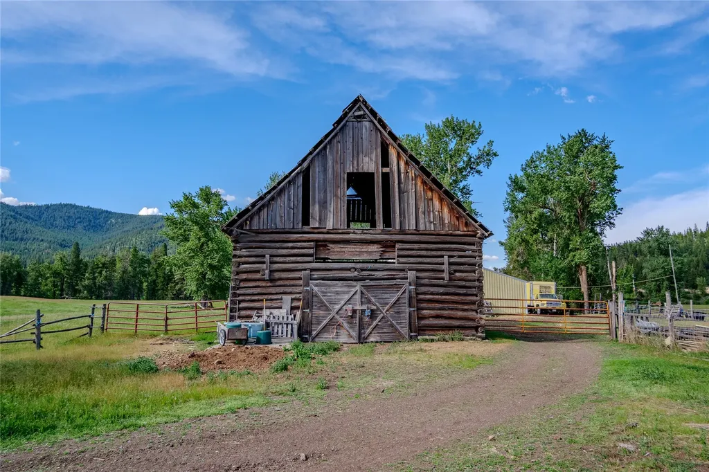 1132 Arabian Lane Libby MT 59923