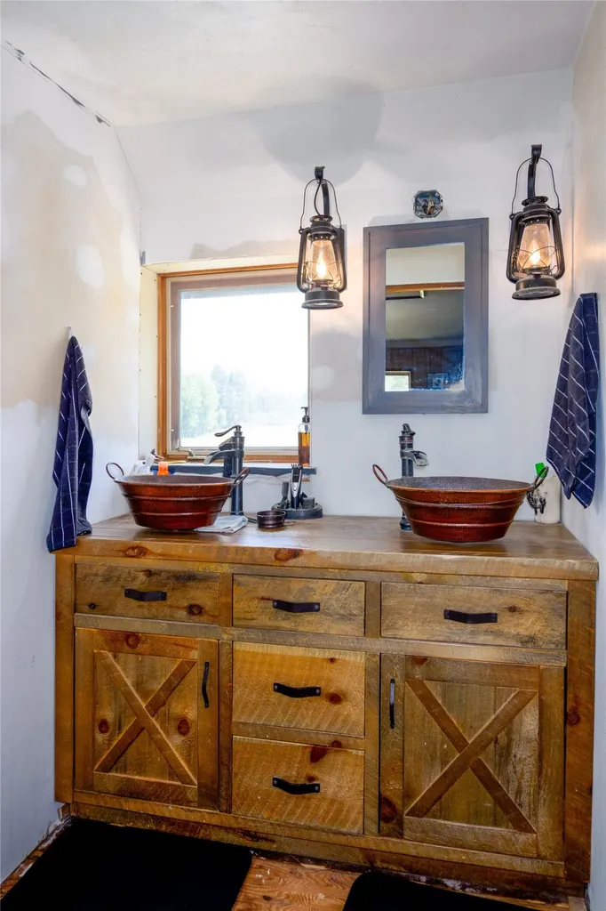 1132 Arabian Lane Libby MT 59923