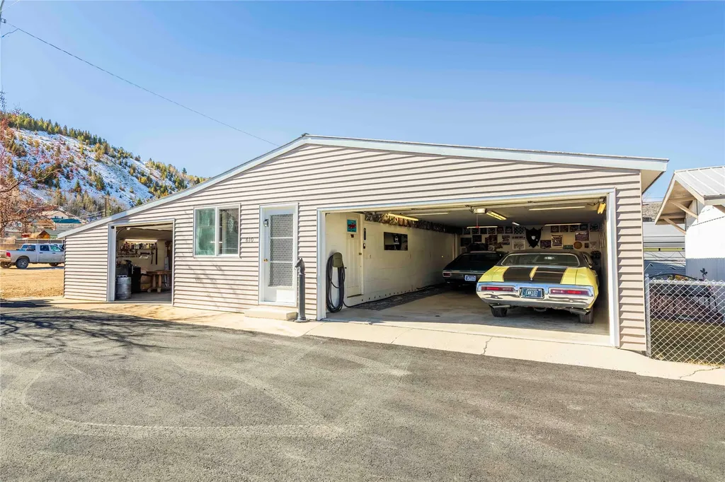 821 E 6th Street Anaconda MT 59711