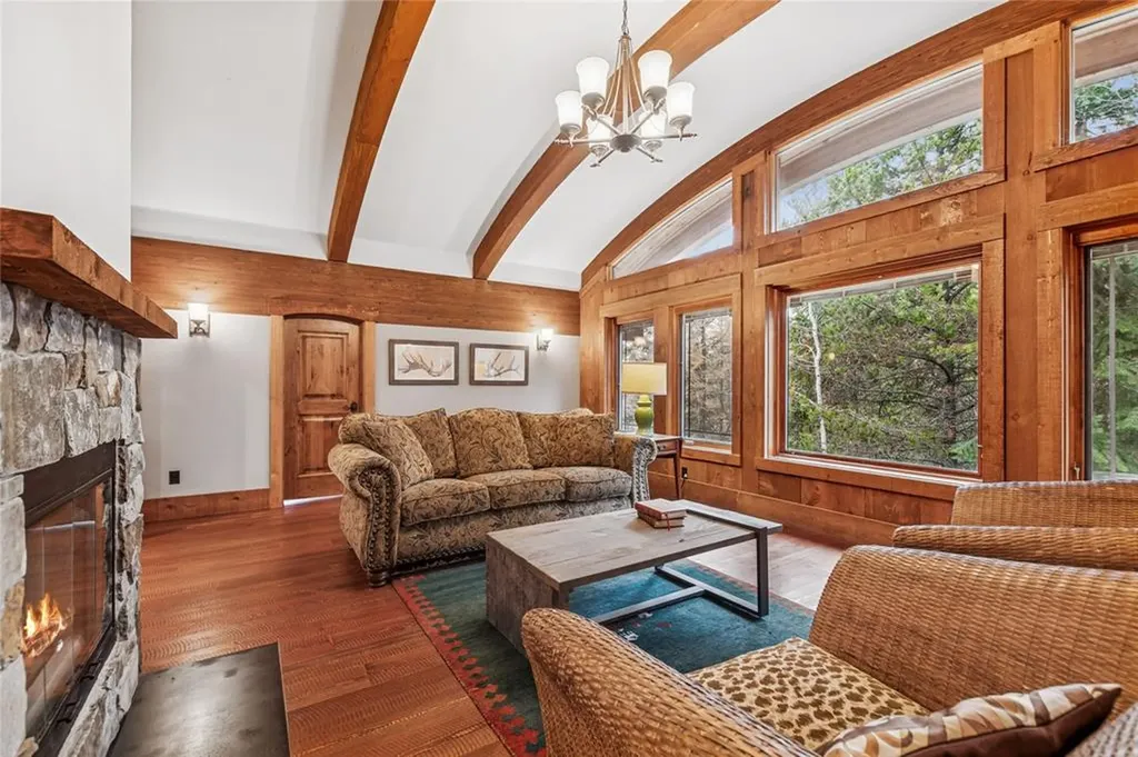 1725 Lion Mountain Drive Whitefish MT 59937