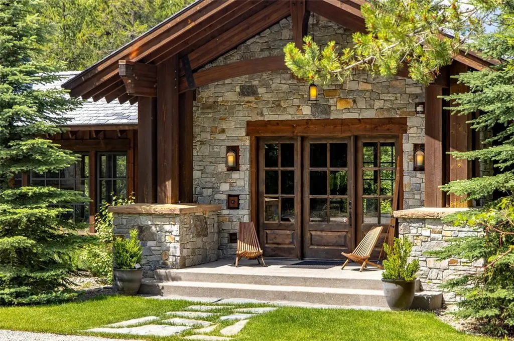 1725 Lion Mountain Drive Whitefish MT 59937
