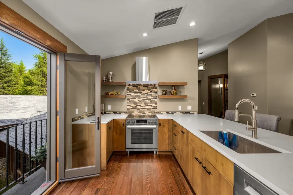 1725 Lion Mountain Drive Whitefish MT 59937