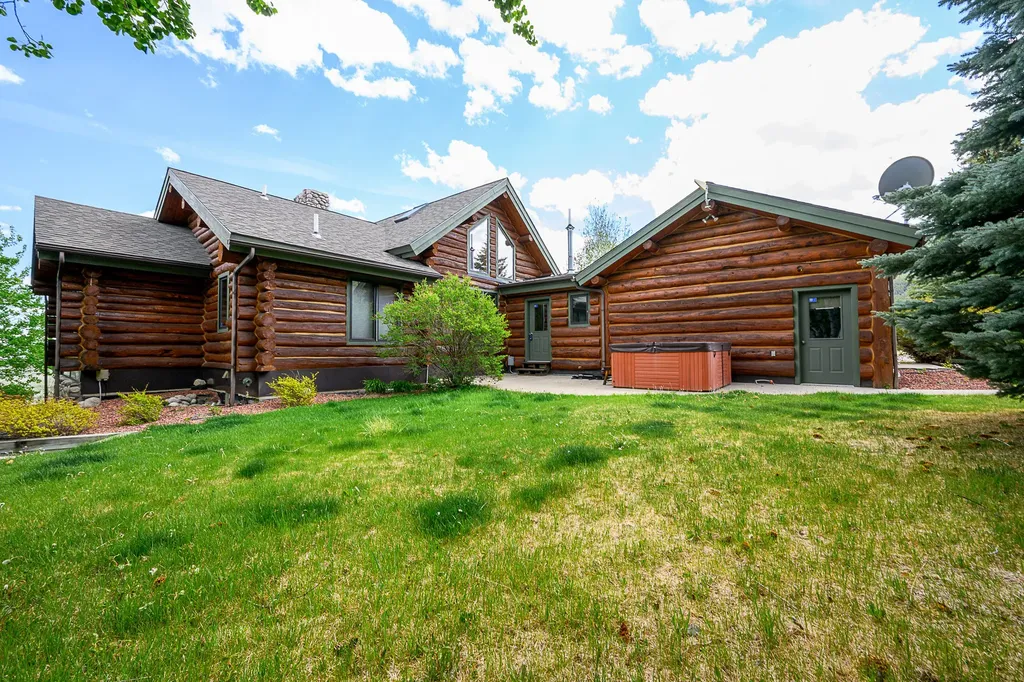 198 Meeteetse Trail Road Red Lodge MT 59068