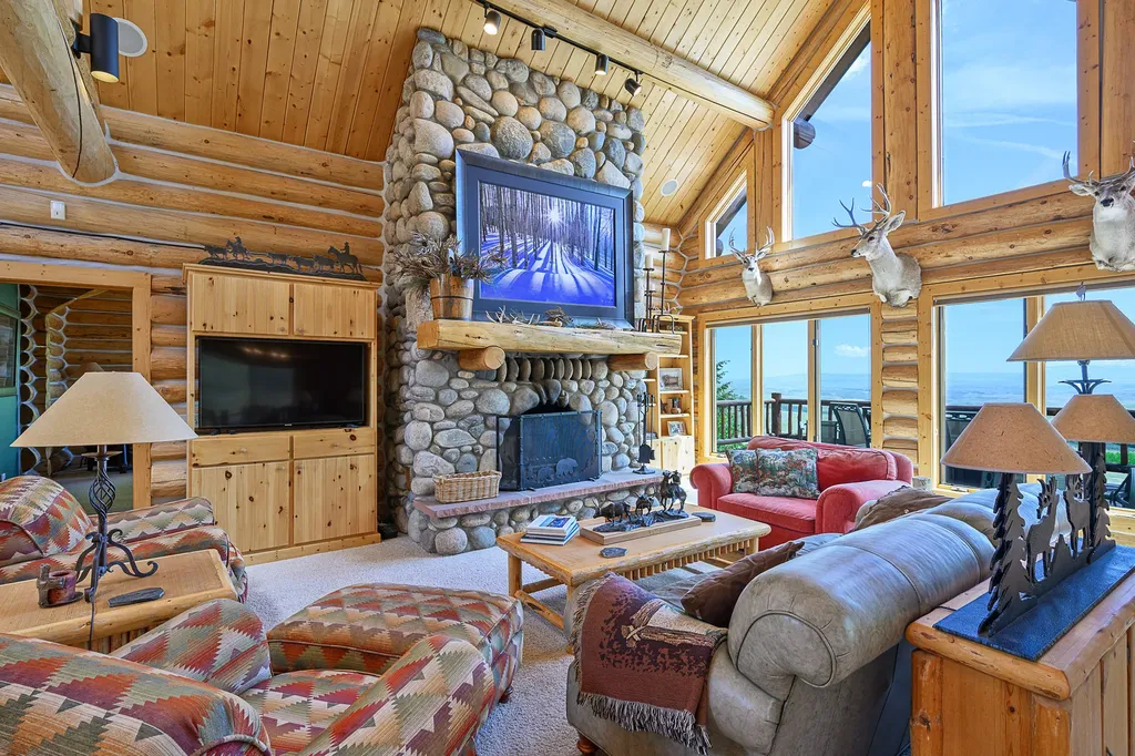 198 Meeteetse Trail Road Red Lodge MT 59068