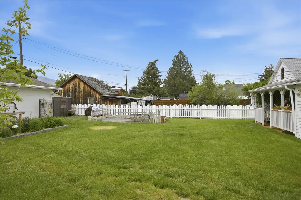 223 S 6th Street Hamilton MT 59840