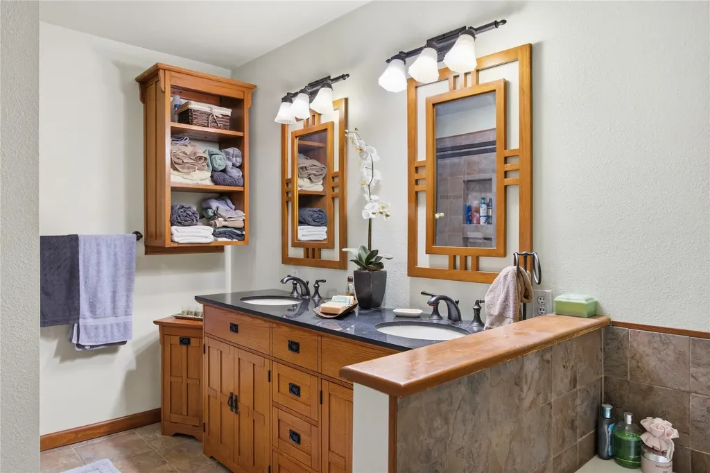 223 S 6th Street Hamilton MT 59840