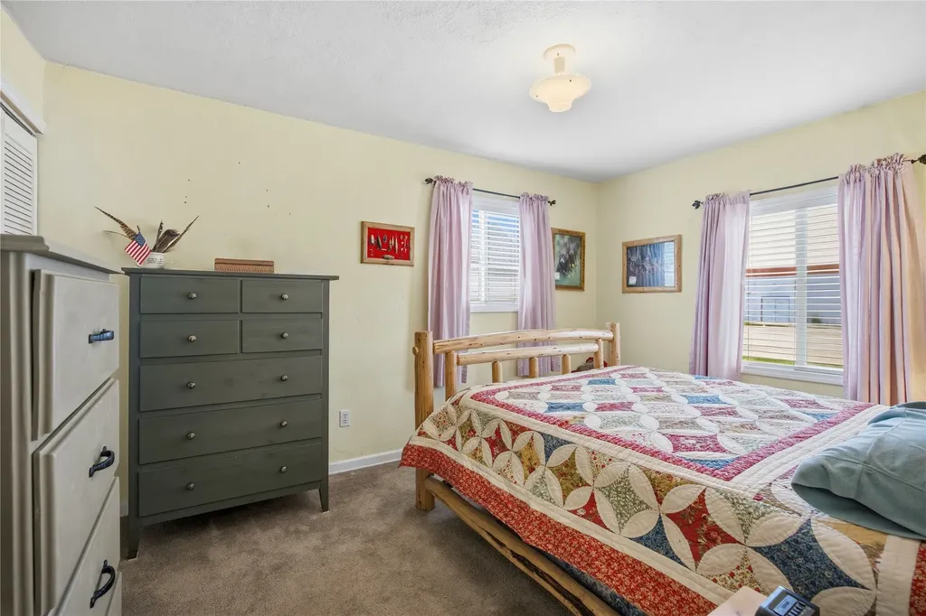 223 S 6th Street Hamilton MT 59840