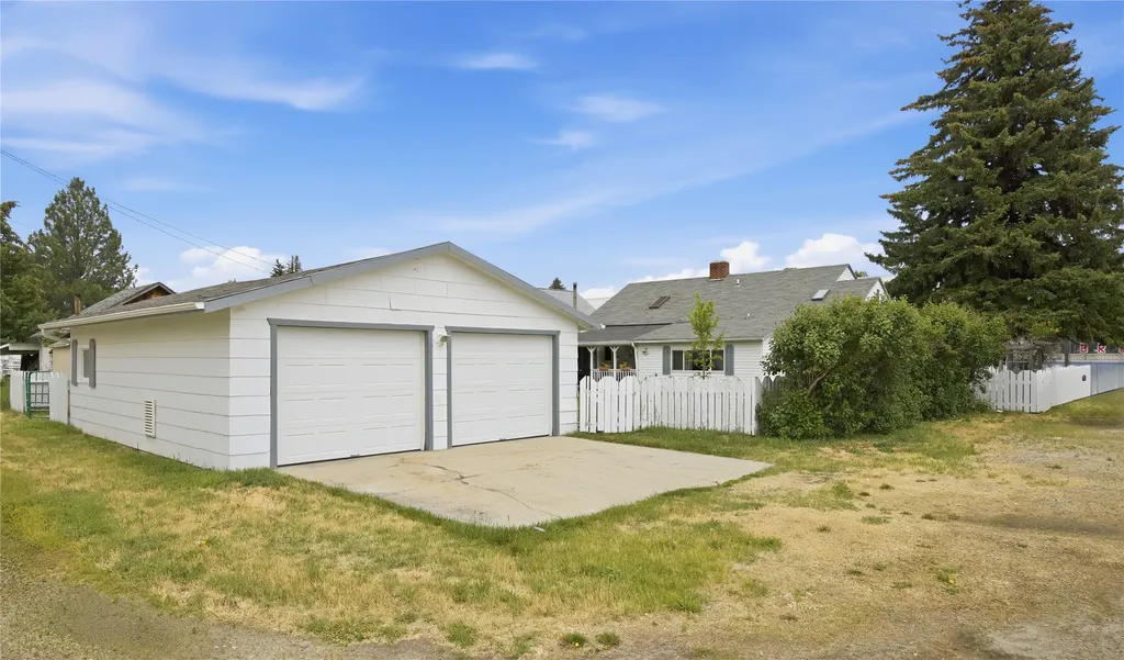 223 S 6th Street Hamilton MT 59840