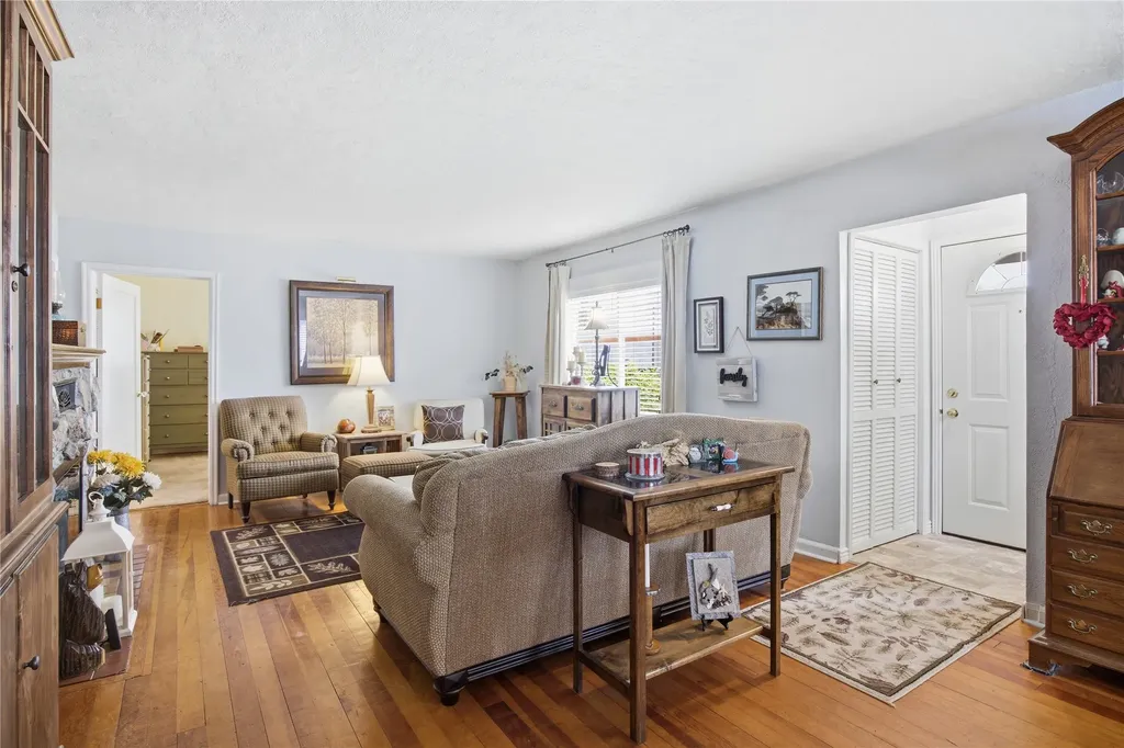 223 S 6th Street Hamilton MT 59840