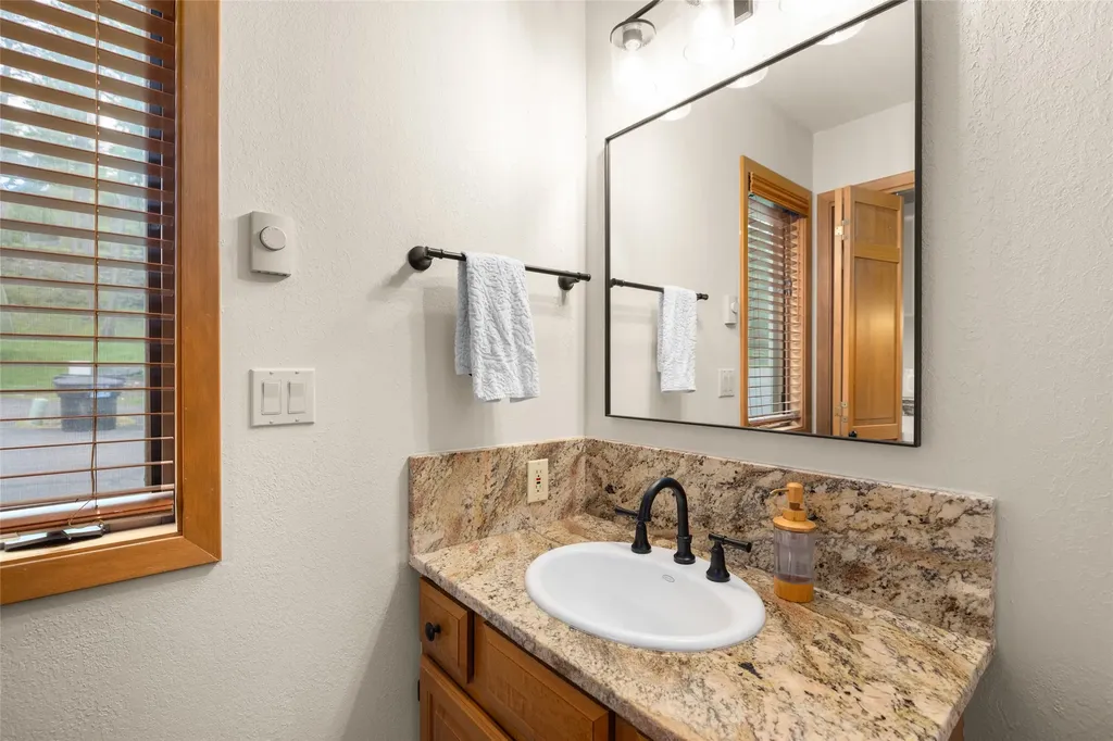 183 Golf Terrace Bigfork MT 59911