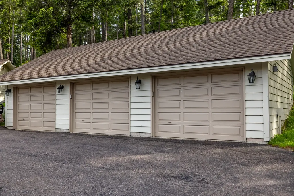 183 Golf Terrace Bigfork MT 59911