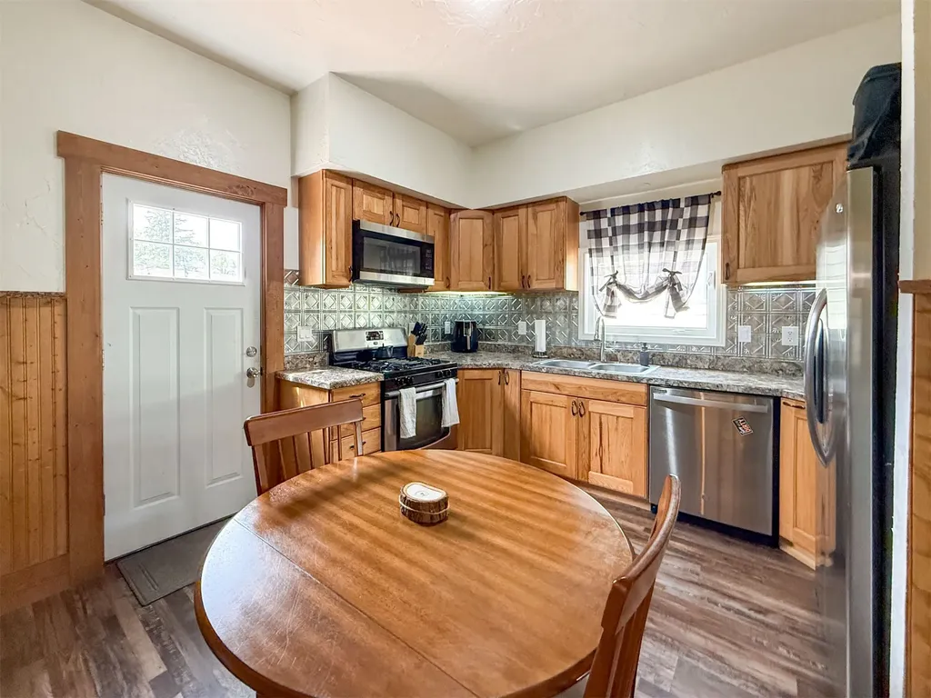 1816 8th Avenue N Great Falls MT 59401