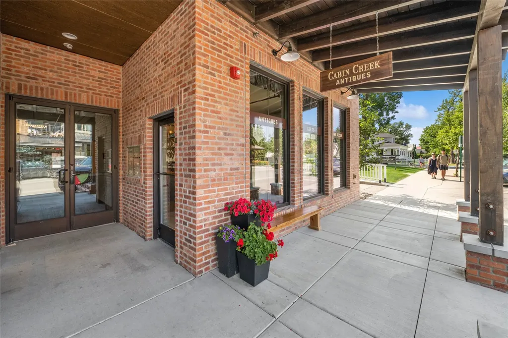 325 Central Avenue Whitefish MT 59937