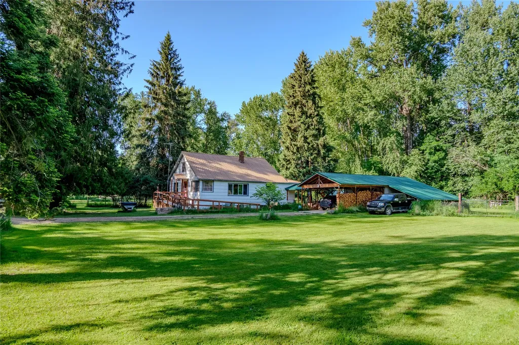 201 N 10th Street Troy MT 59935