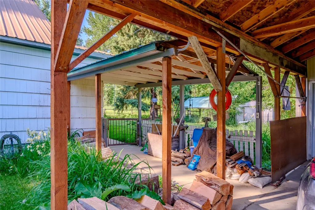 201 N 10th Street Troy MT 59935