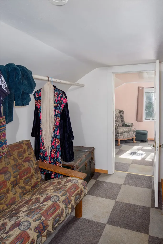 201 N 10th Street Troy MT 59935