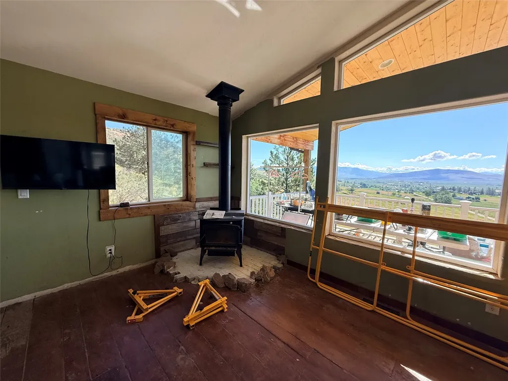 40 Maillet Lane Hot Springs MT 59845