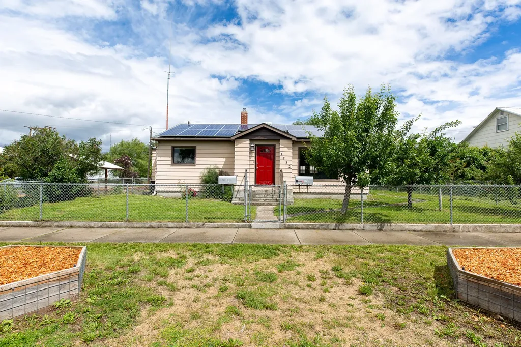 1732 Defoe Street Missoula MT 59802