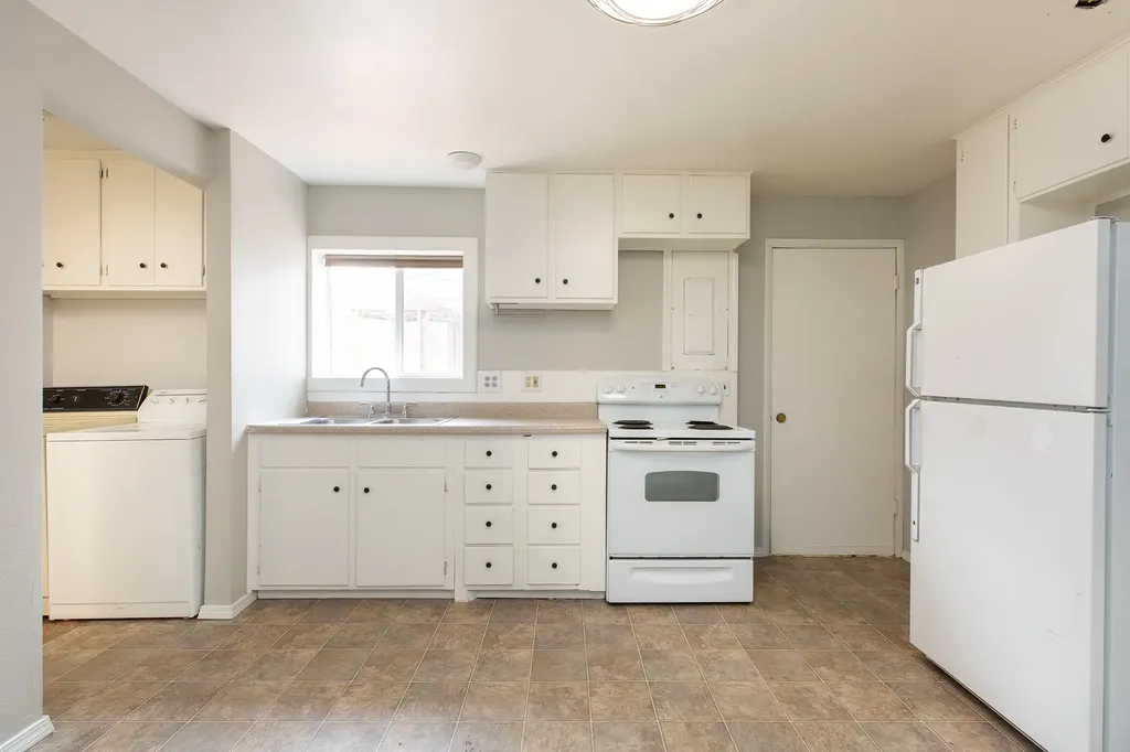 1732 Defoe Street Missoula MT 59802