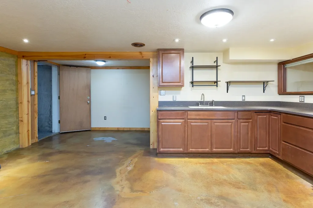 1732 Defoe Street Missoula MT 59802