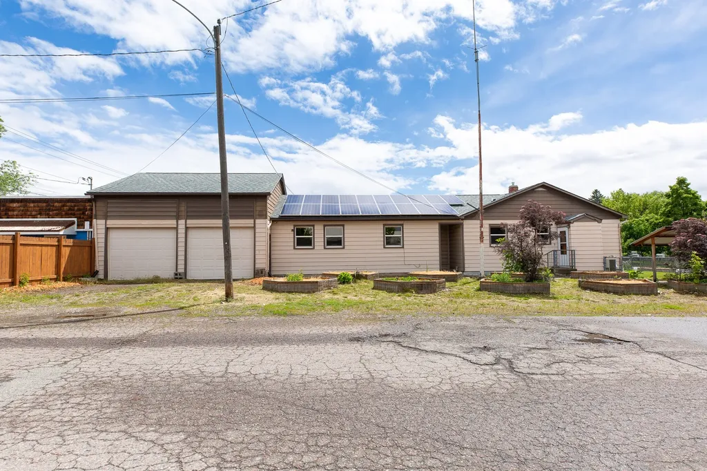 1732 Defoe Missoula MT 59802