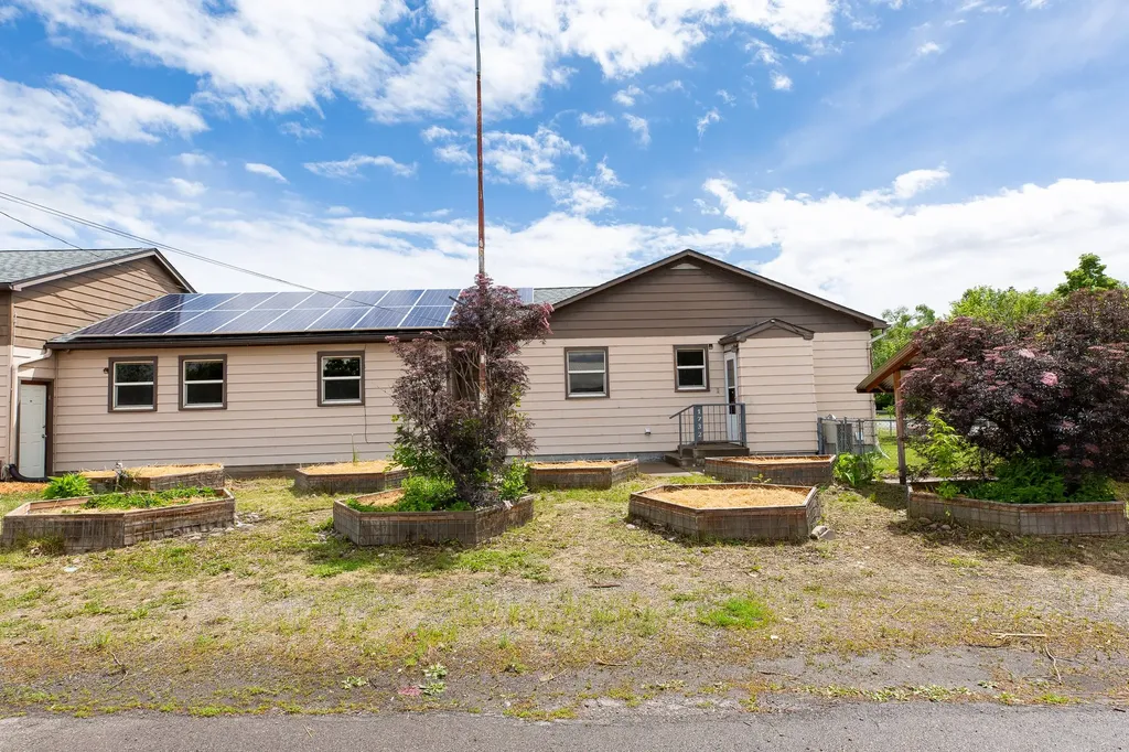 1732 Defoe Street Missoula MT 59802