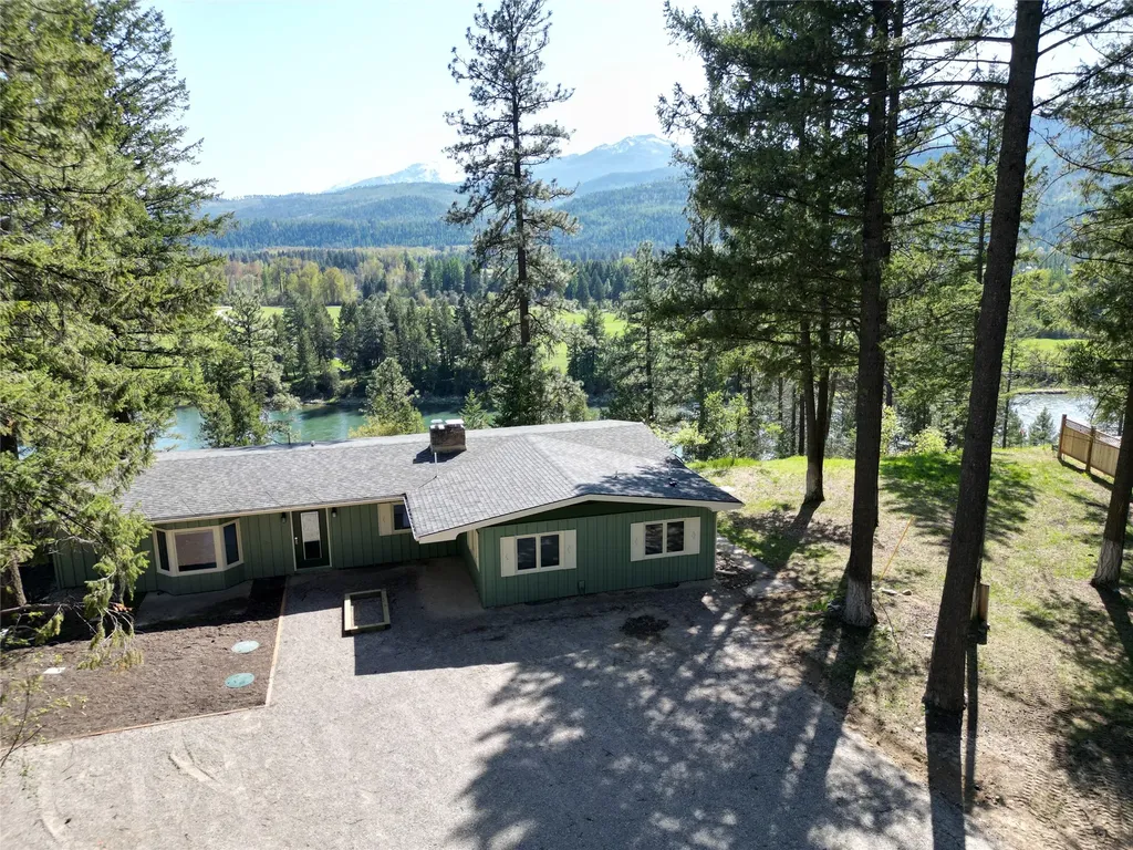 1497 Kootenai River Road Libby MT 59923