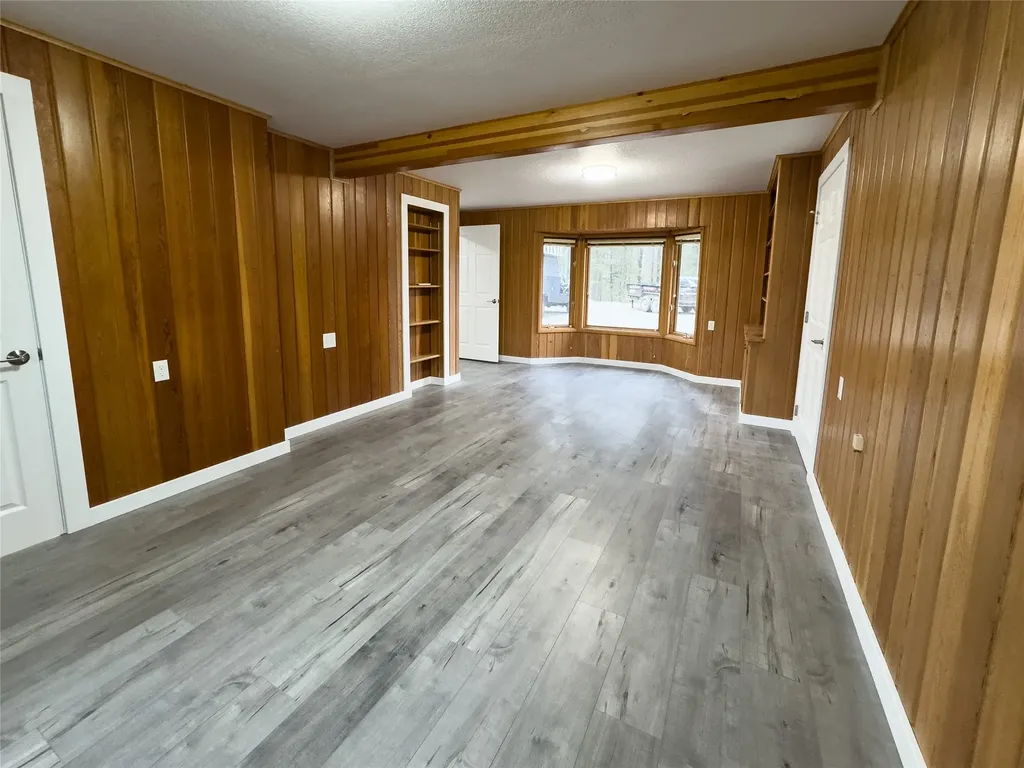 1497 Kootenai River Road Libby MT 59923
