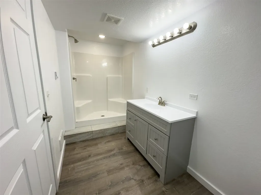 1497 Kootenai River Road Libby MT 59923